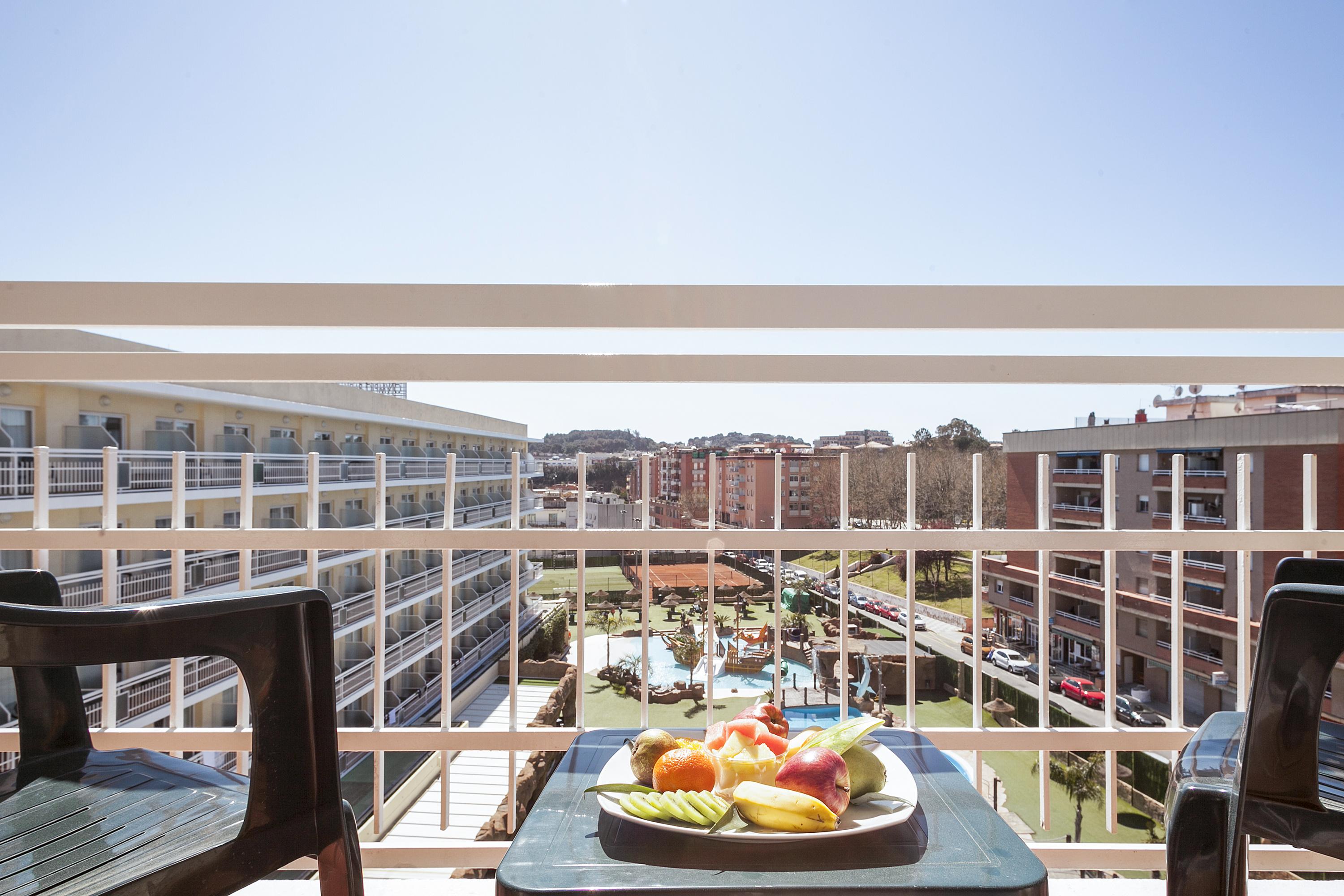 Evenia Olympic Resort Lloret de Mar Exterior foto