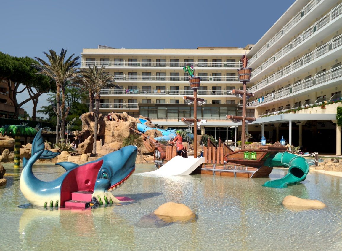 Evenia Olympic Resort Lloret de Mar Exterior foto