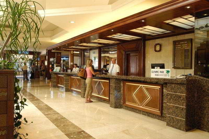 Evenia Olympic Resort Lloret de Mar Exterior foto
